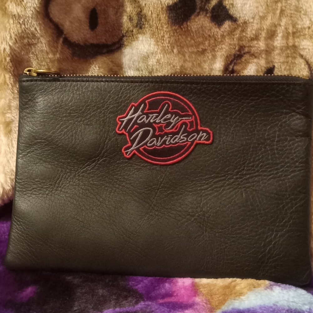 Harley-Davidson Black Leather Clutch Bag with Red Logo NWT